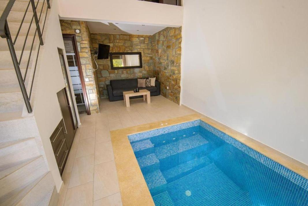 Stone Suites Pefkochori Esterno foto
